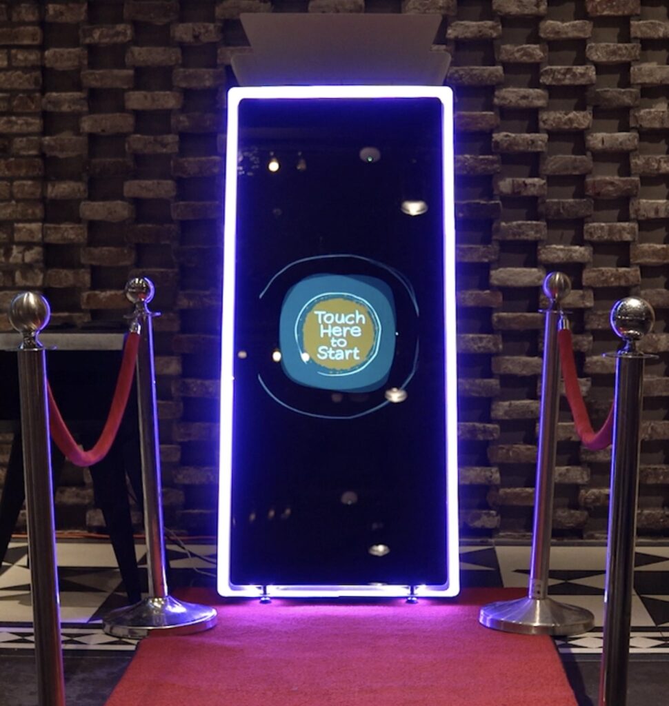 Mirror Booth For Website Corporate Events